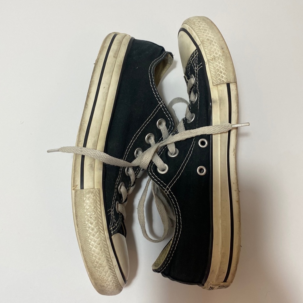 👟Black converse low tops size 9.5 good used condition